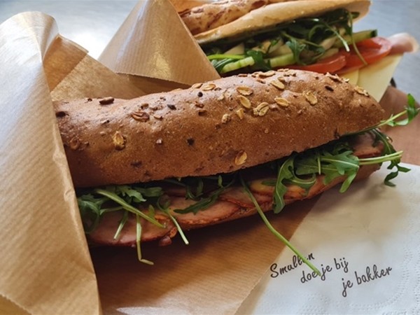 Broodje Runderrookvlees (groot)